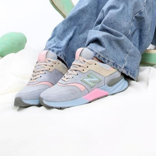 کتونی نیوبالانس زنانه